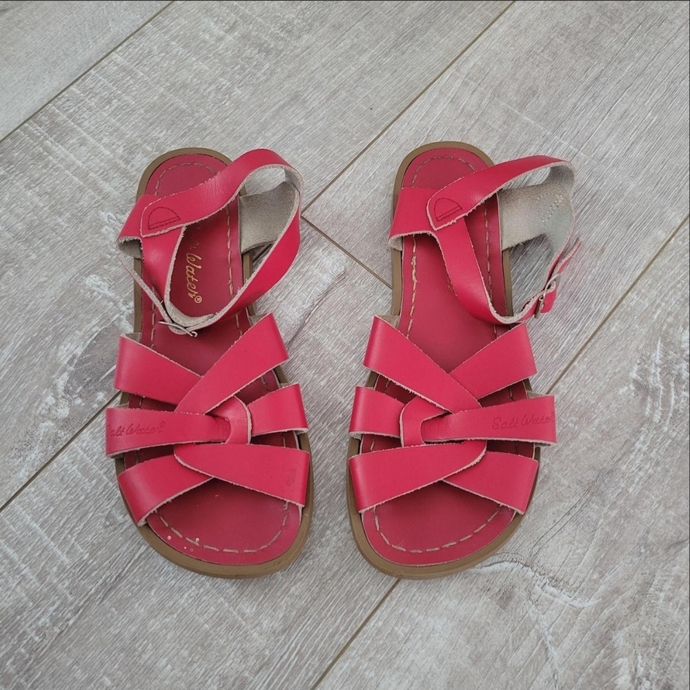Salt Water Sandals by Hoy Pink Leather Knot-Front Girls Sandals